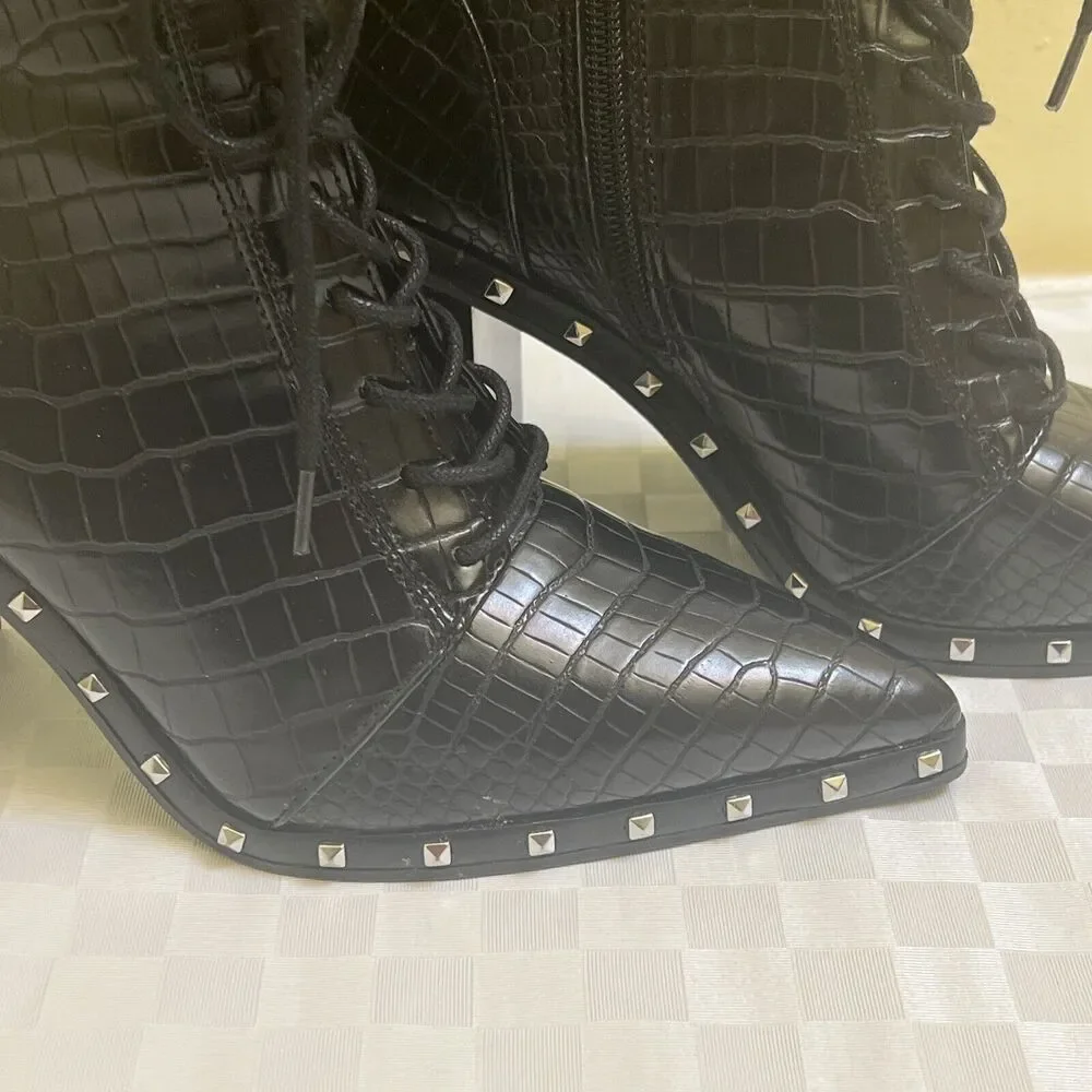 Charles by Charles David Women's Duffy Black Studded Boots Sz 7.5M NWOB - Picture 2 of 9
